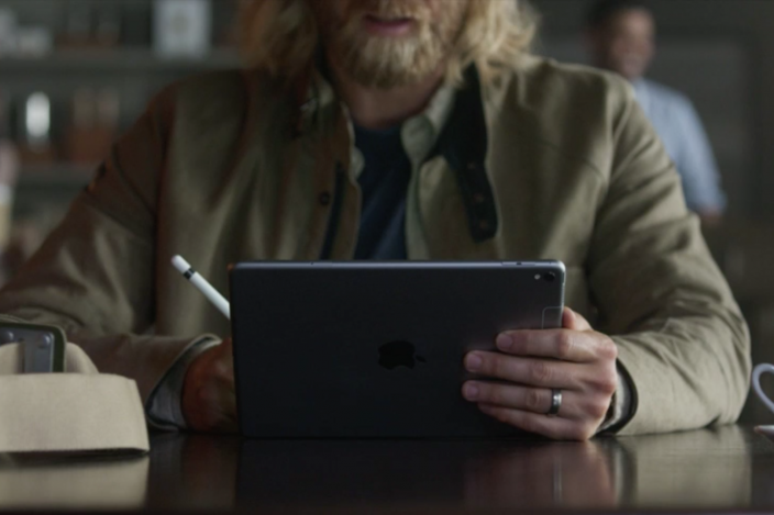 Apple Event Live Blog: Aw look! It’s a baby iPad Pro! 9.7-inch iPad with Apple Pencil Support